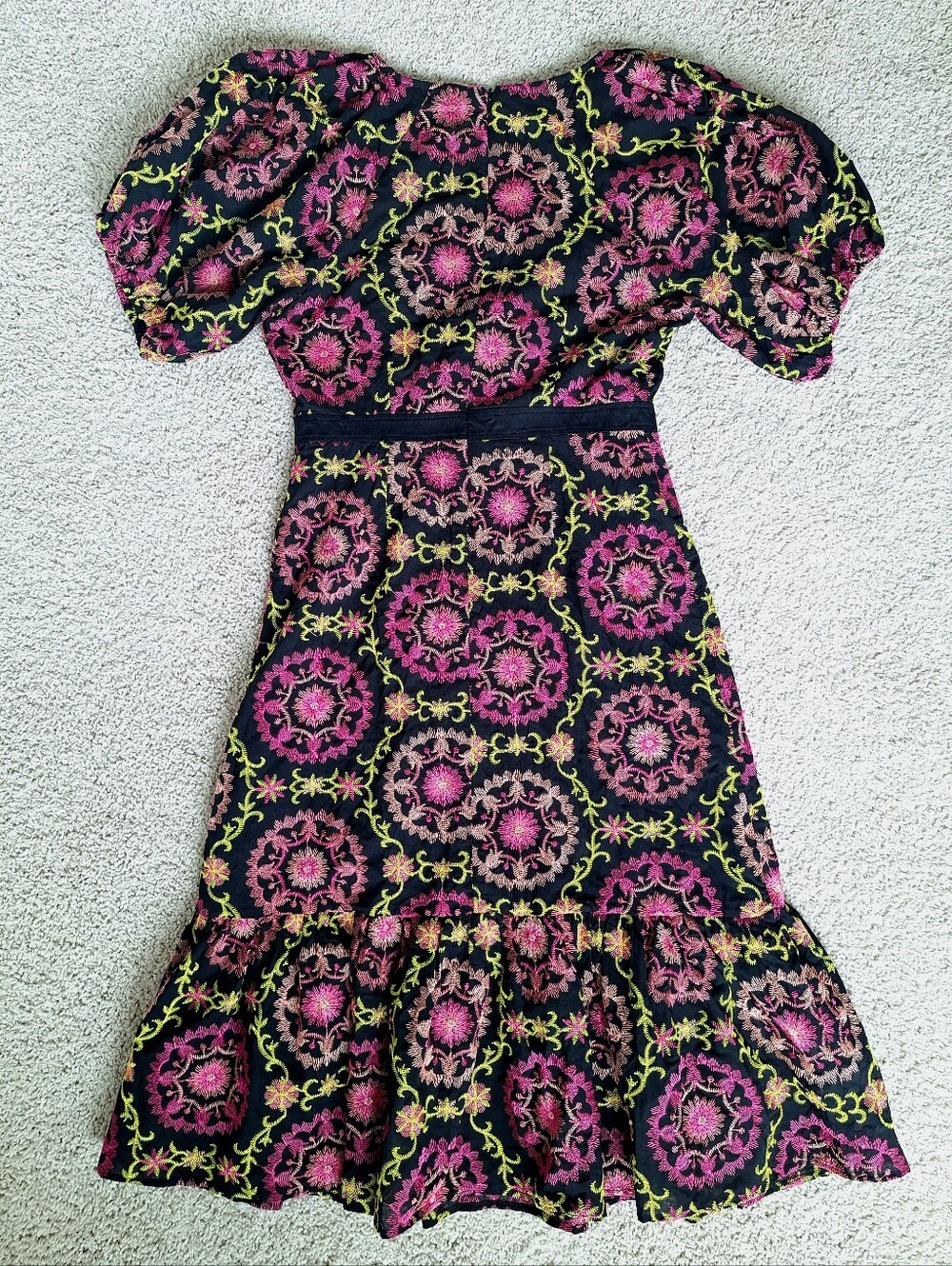 Sam Edelman Embroidered Pink Green Black Puff Sleeve V-neck Midi Dress Size 88 - Picture 10 of 12